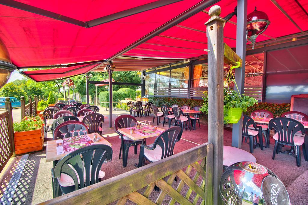 Logis Hotel Restaurant Le Chalet Du Mont Roland Sampans Екстериор снимка